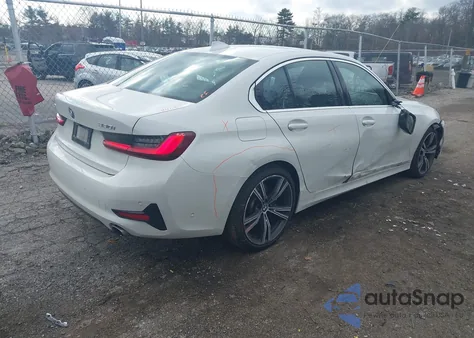 2022 BMW 330I xDrive z USA, uszkodzony, nr VIN 3MW5R7J06N8C57029